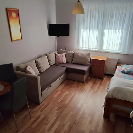 Wynajem Pokoi Leszek Becker Chlapowo