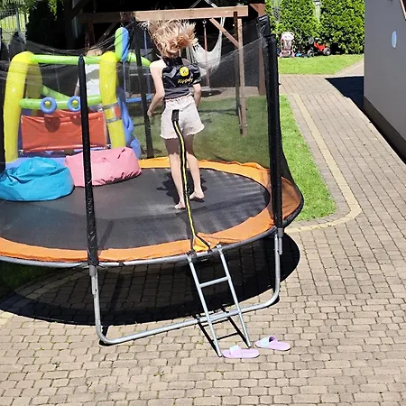 Wynajem Pokoi Leszek Becker Chlapowo