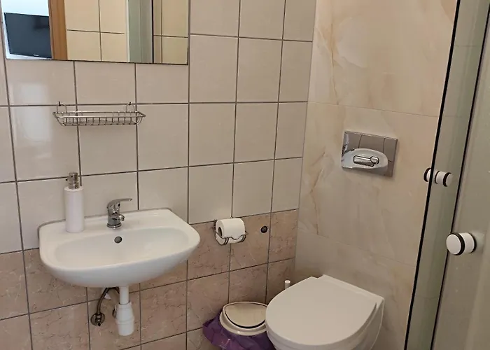 Wynajem Pokoi Leszek Becker Chlapowo Pansiyon Władysławowo